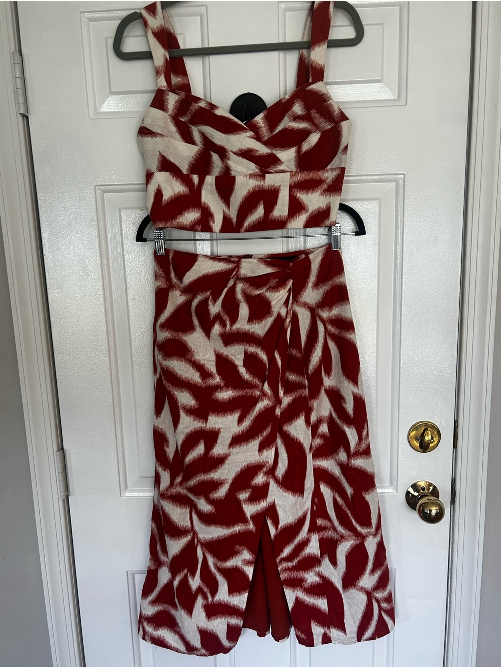 Banana Republic Orange and white Leaf-Print Midi Dress